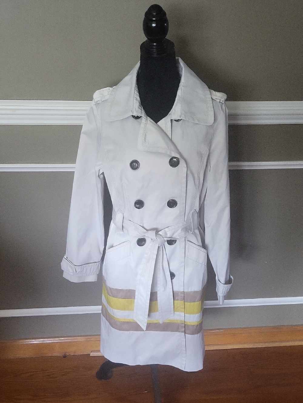 Jones New York White Trench Coat with Yellow and Brown Stripes